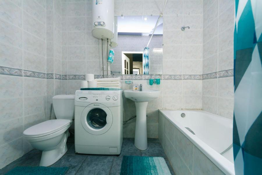 Amazing Heart Of Kiev Apartment Exterior photo