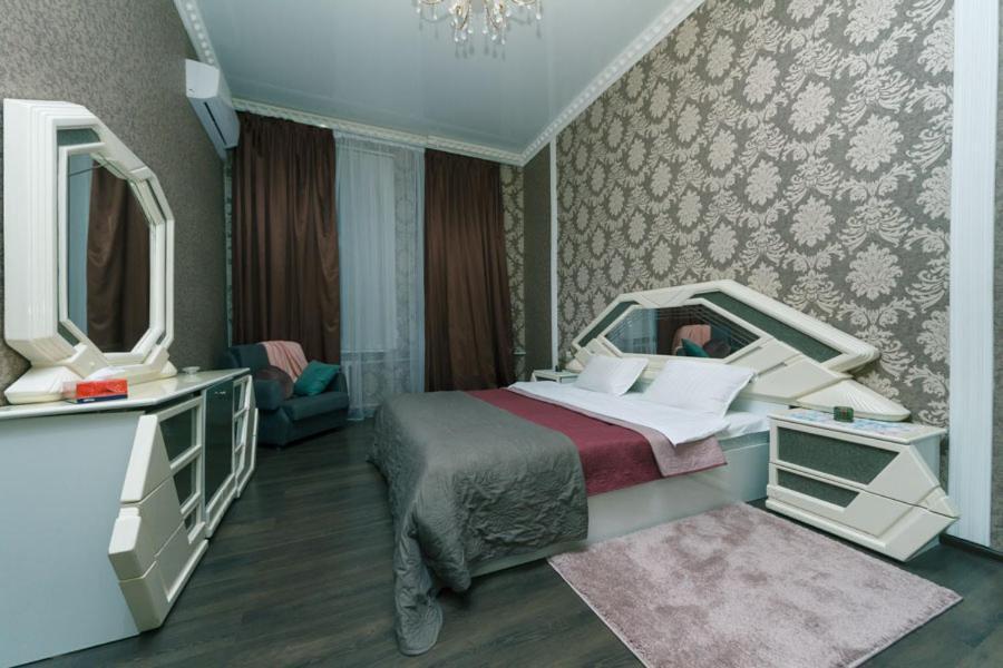 Amazing Heart Of Kiev Apartment Exterior photo